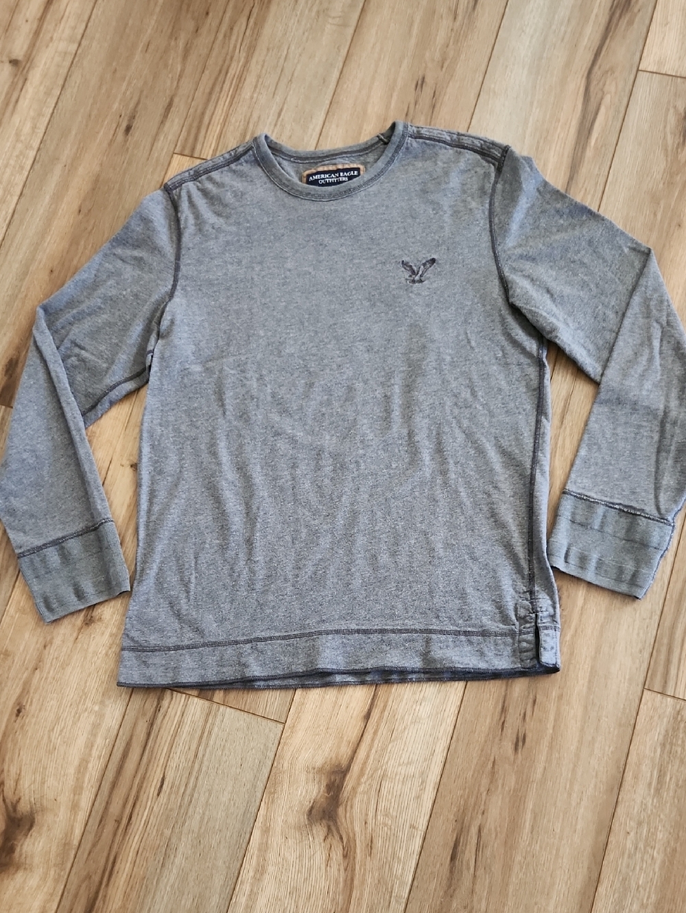 American Eagle Outfitters Men's Heather Gray Long Sleeve Crew Cotton Size Medium